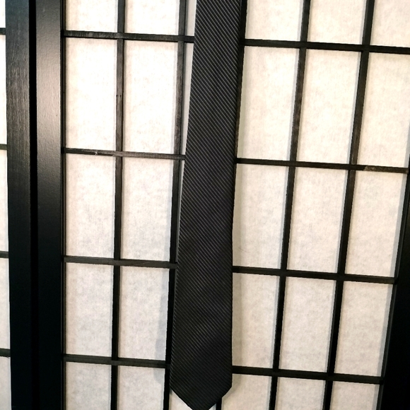 Calvin Klein Other - Calvin Klein 100% Silk Tie Black with strips